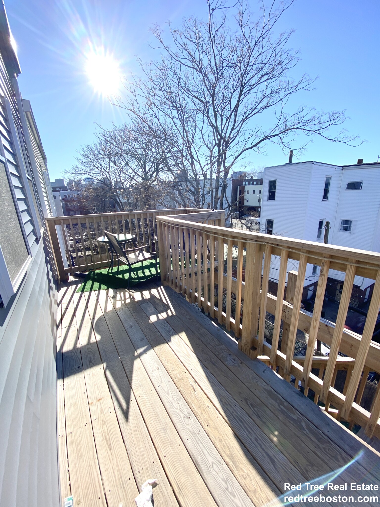 128 Bremen St, East Boston