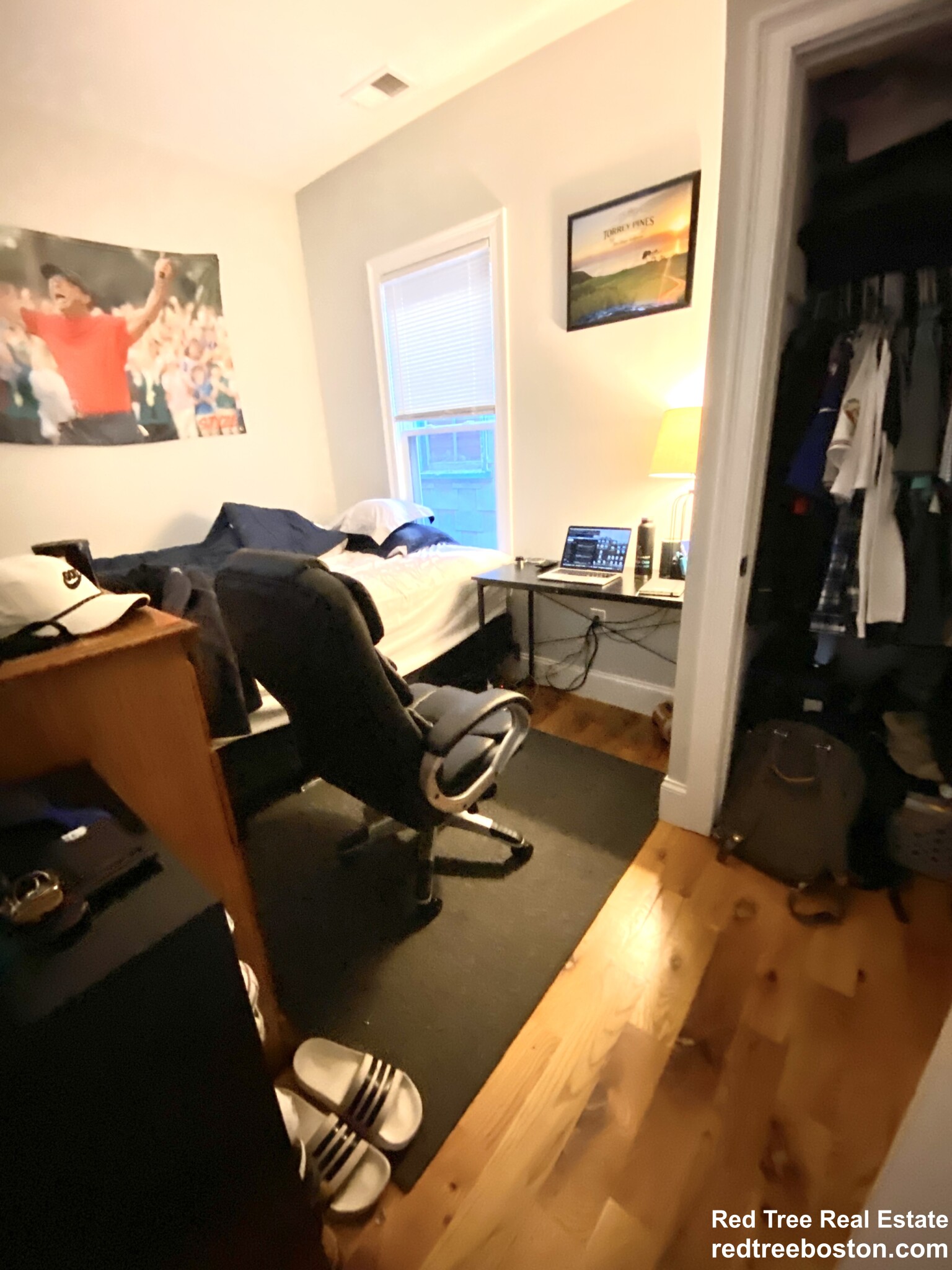 128 Bremen St, East Boston