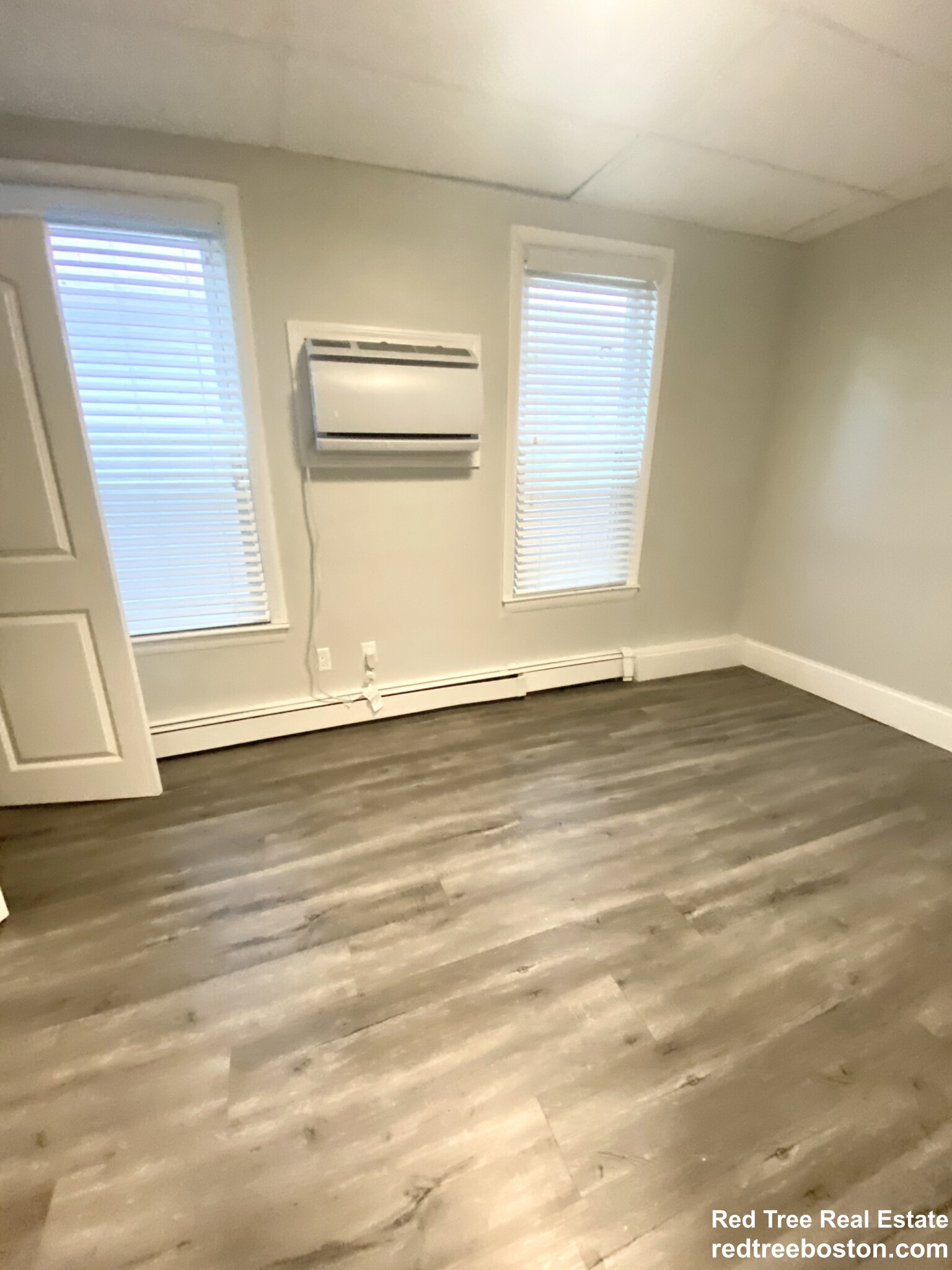 195 Maverick St, East Boston