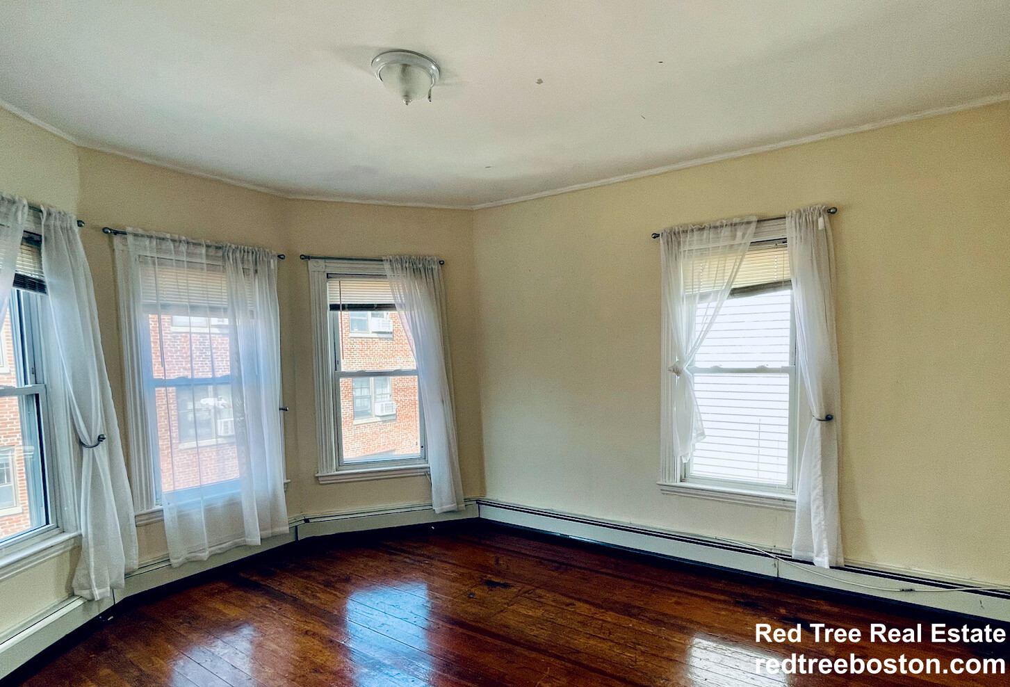 3 Washburn Ter, Brookline Village