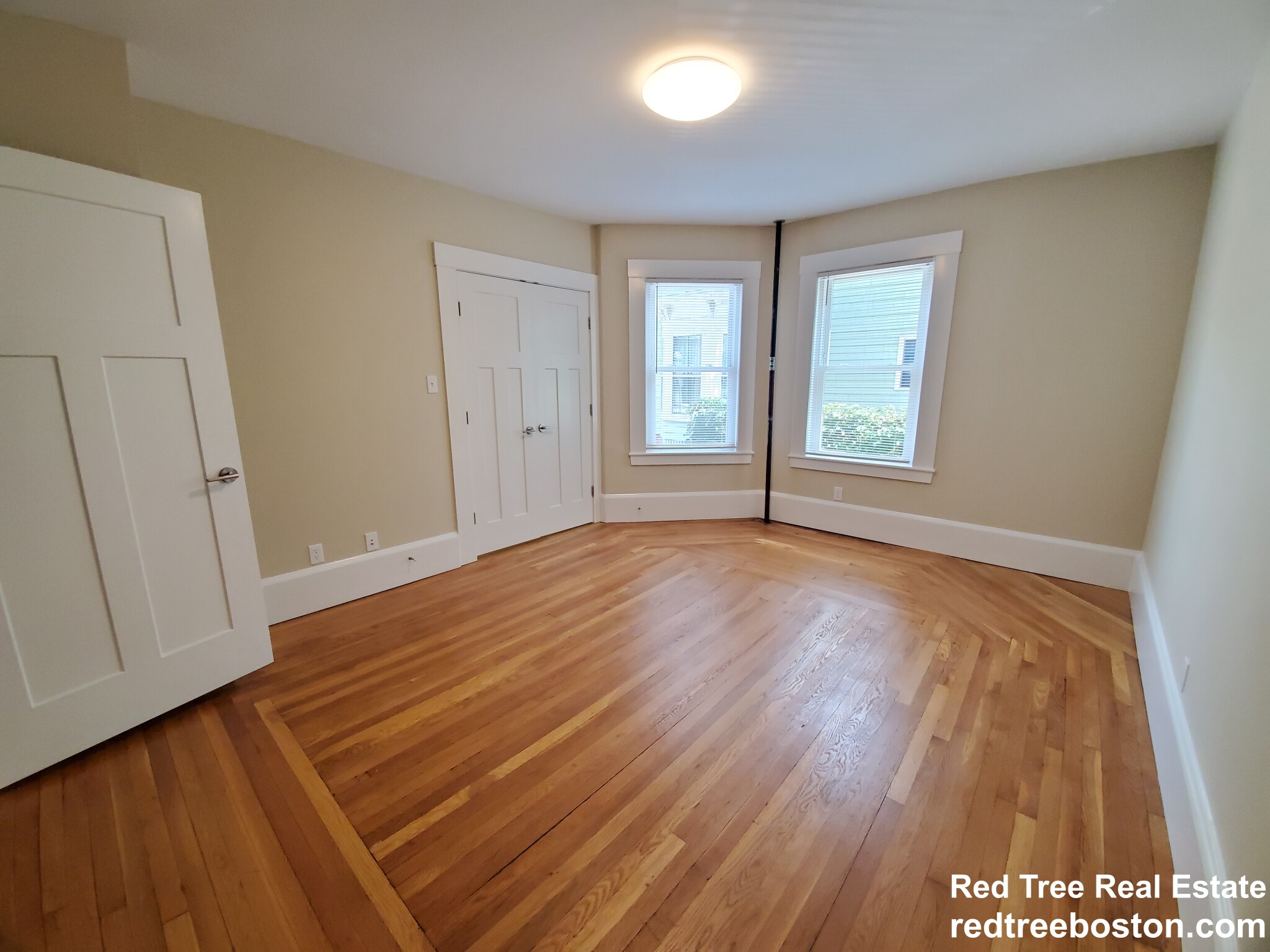 1590 Cambridge St, Mid Cambridge