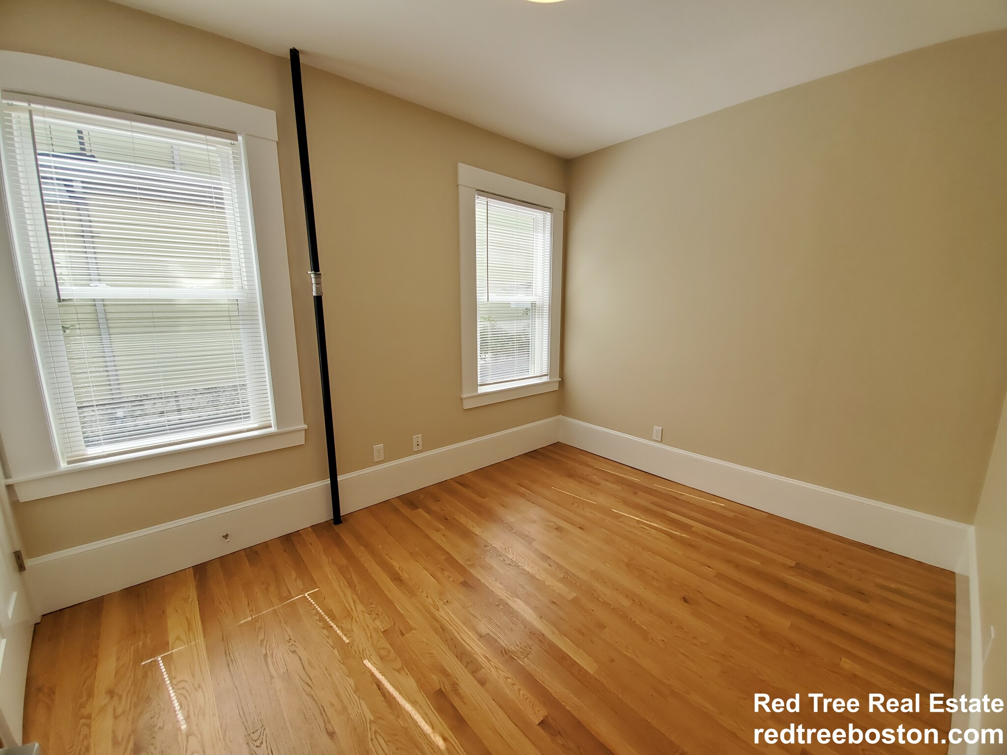 1590 Cambridge St, Mid Cambridge