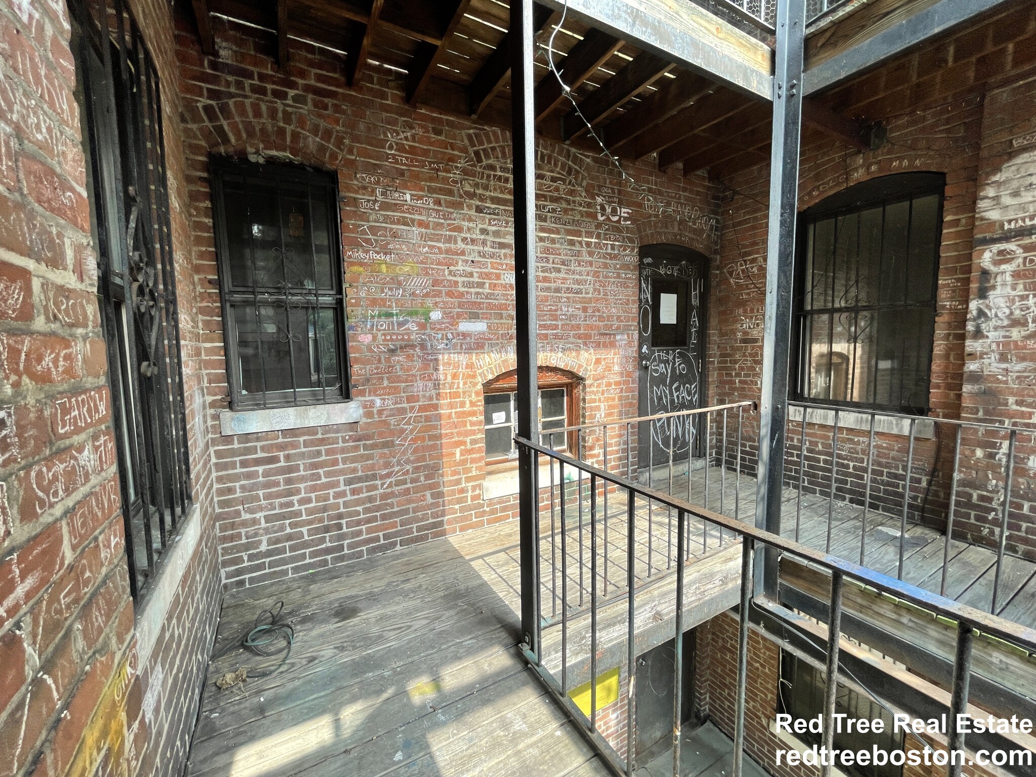 366 Centre St, Jamaica Plain