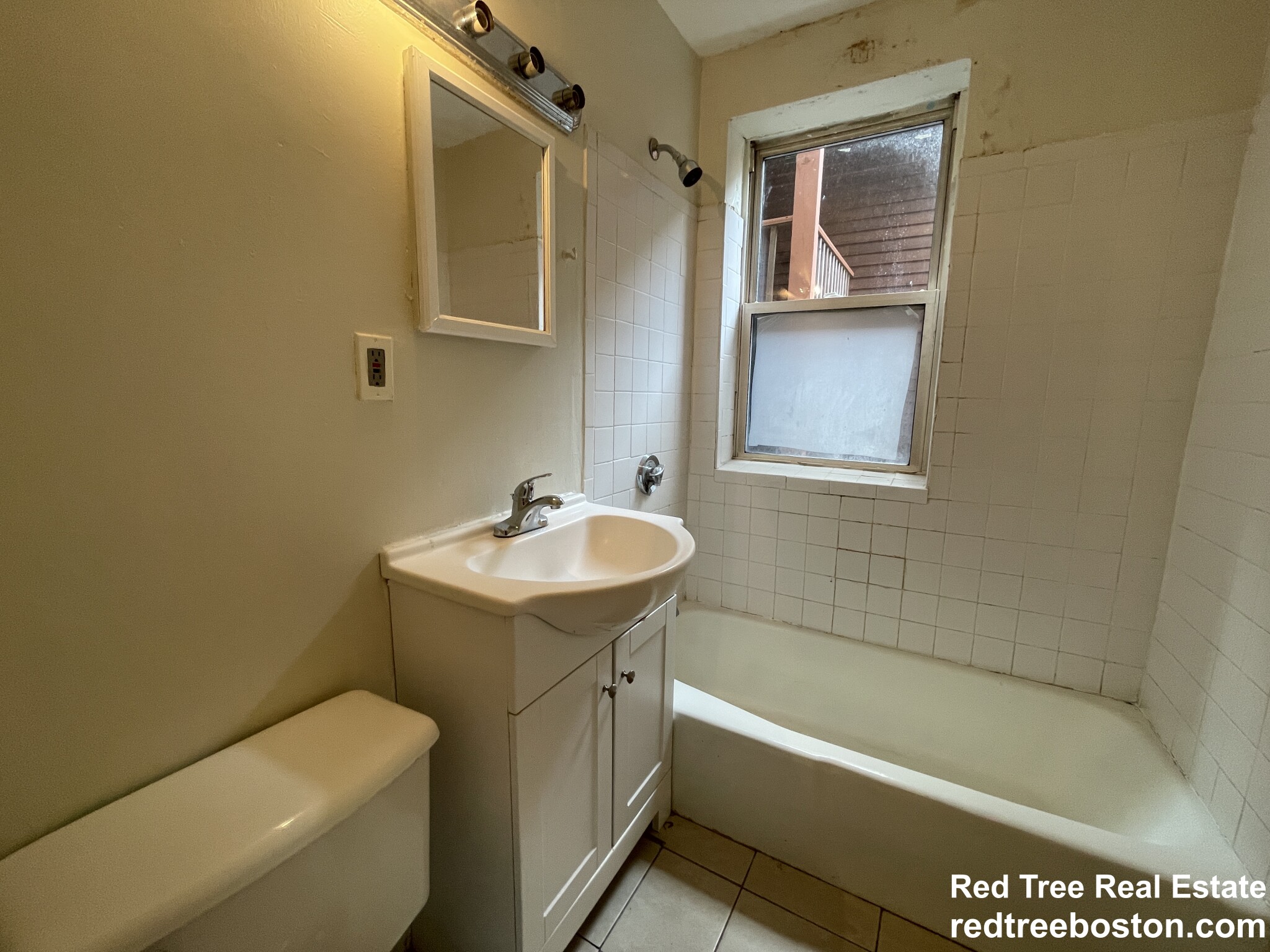 366 Centre St, Jamaica Plain