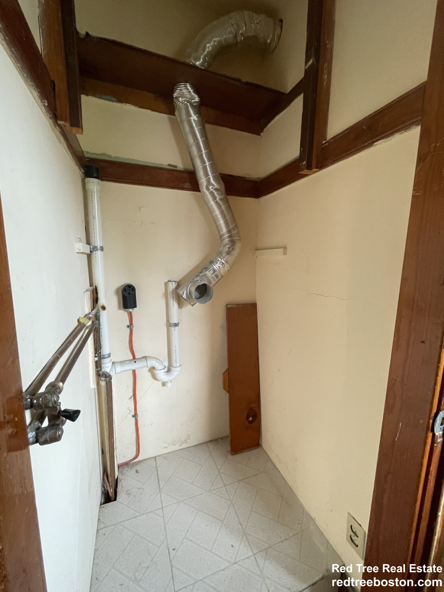 88 Beechcroft St, Brighton