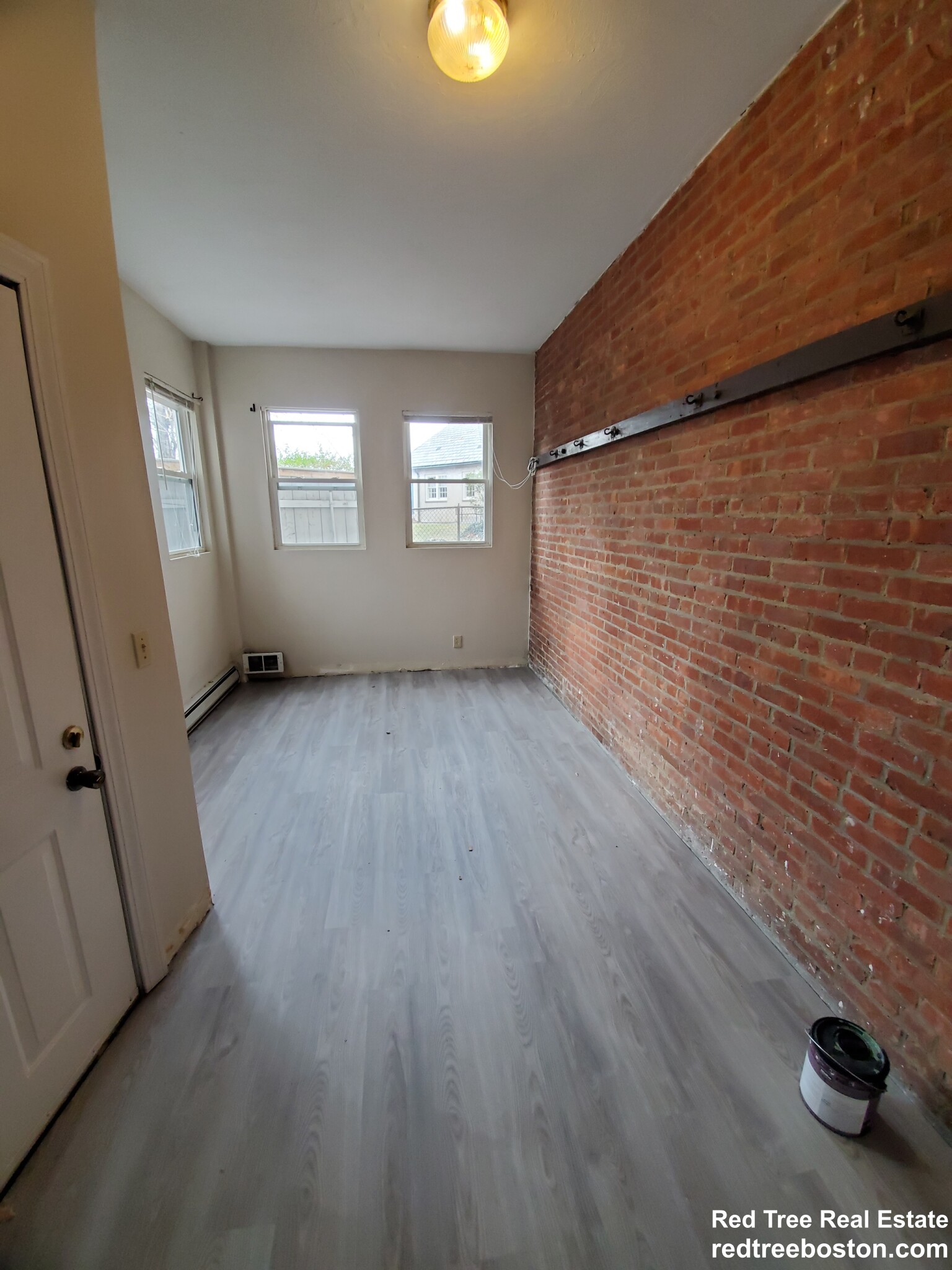 31 Herrick Rd, Newton
