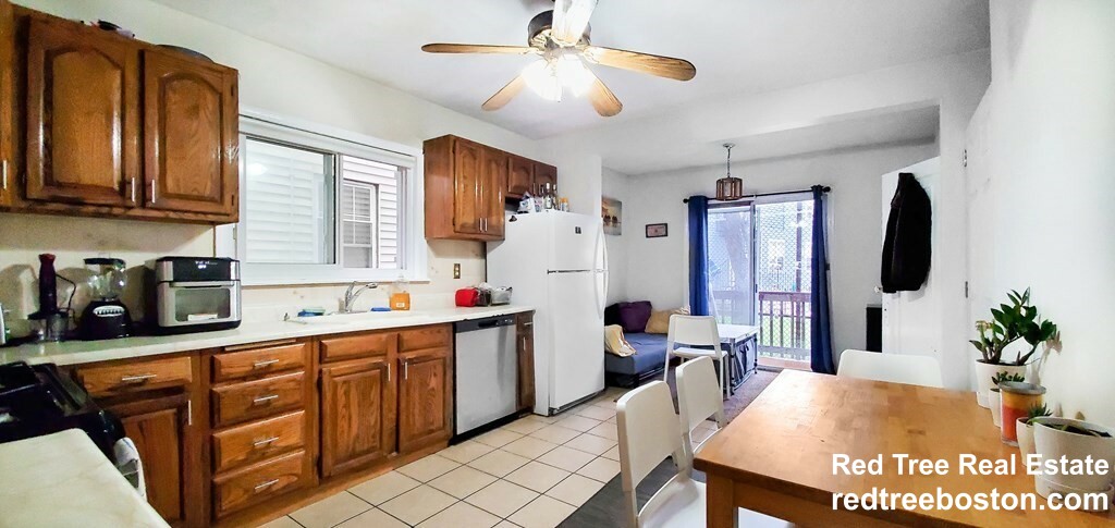 469 Windsor St, East Cambridge