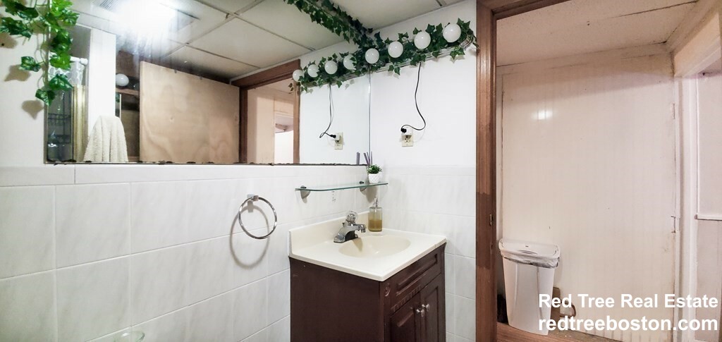 469 Windsor St, East Cambridge