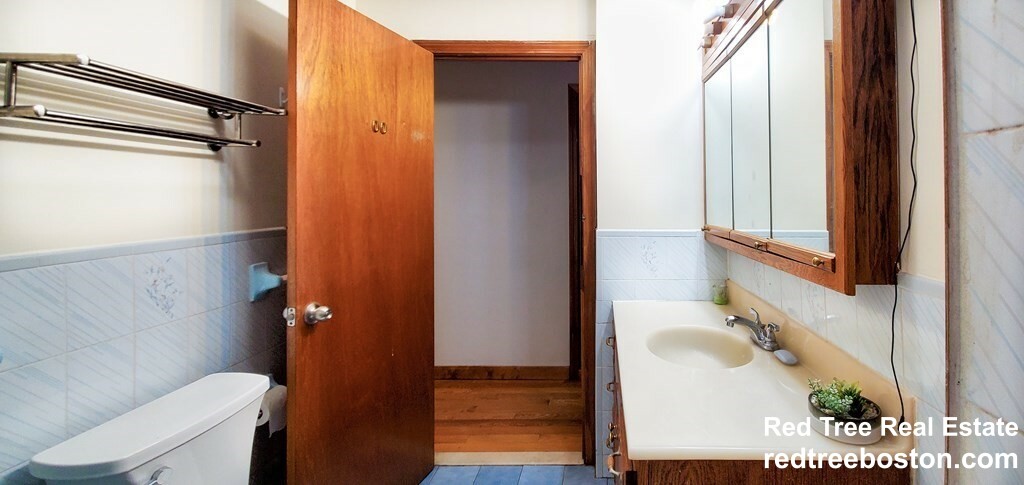 469 Windsor St, East Cambridge