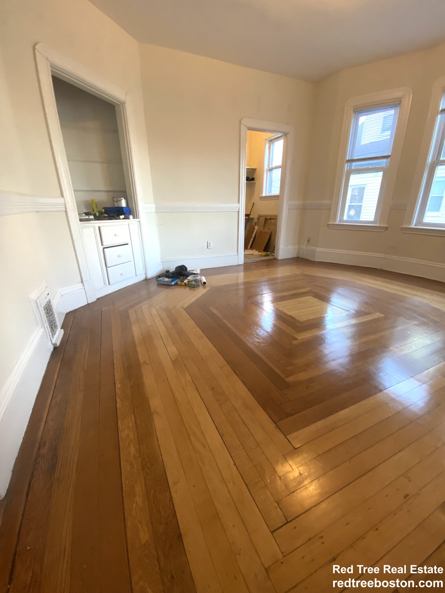 539 Washington St, Brighton