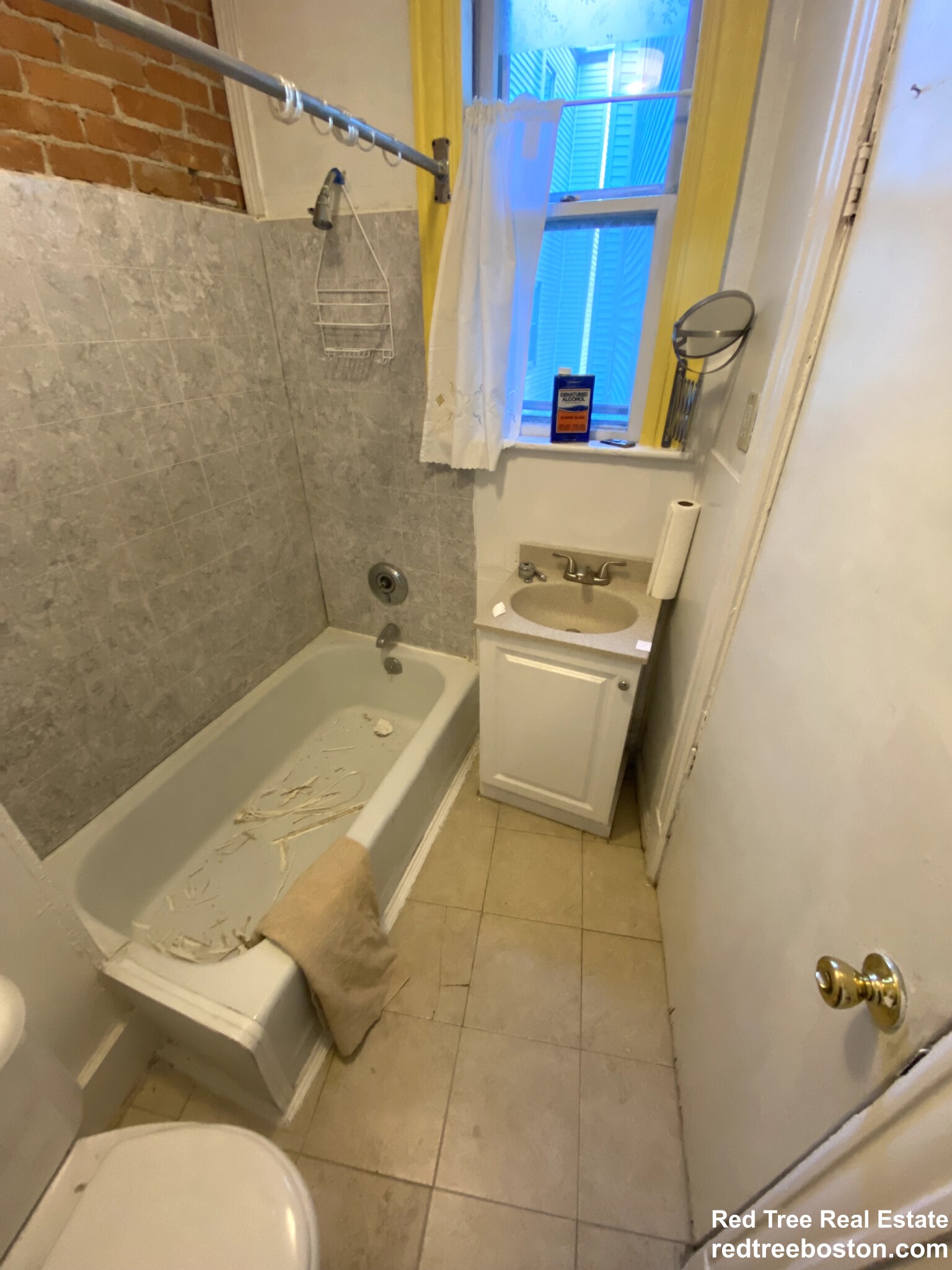 539 Washington St, Brighton