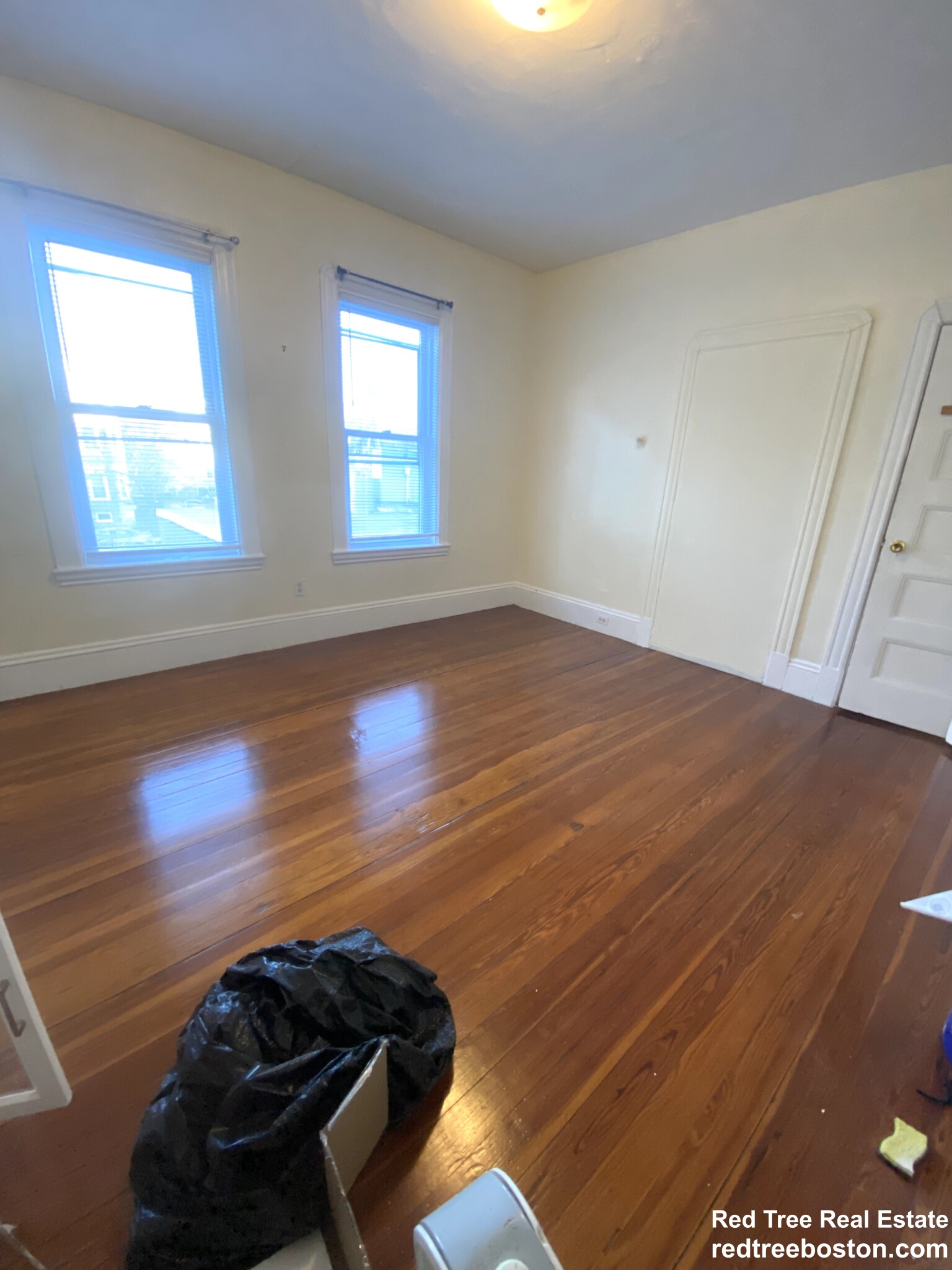 539 Washington St, Brighton