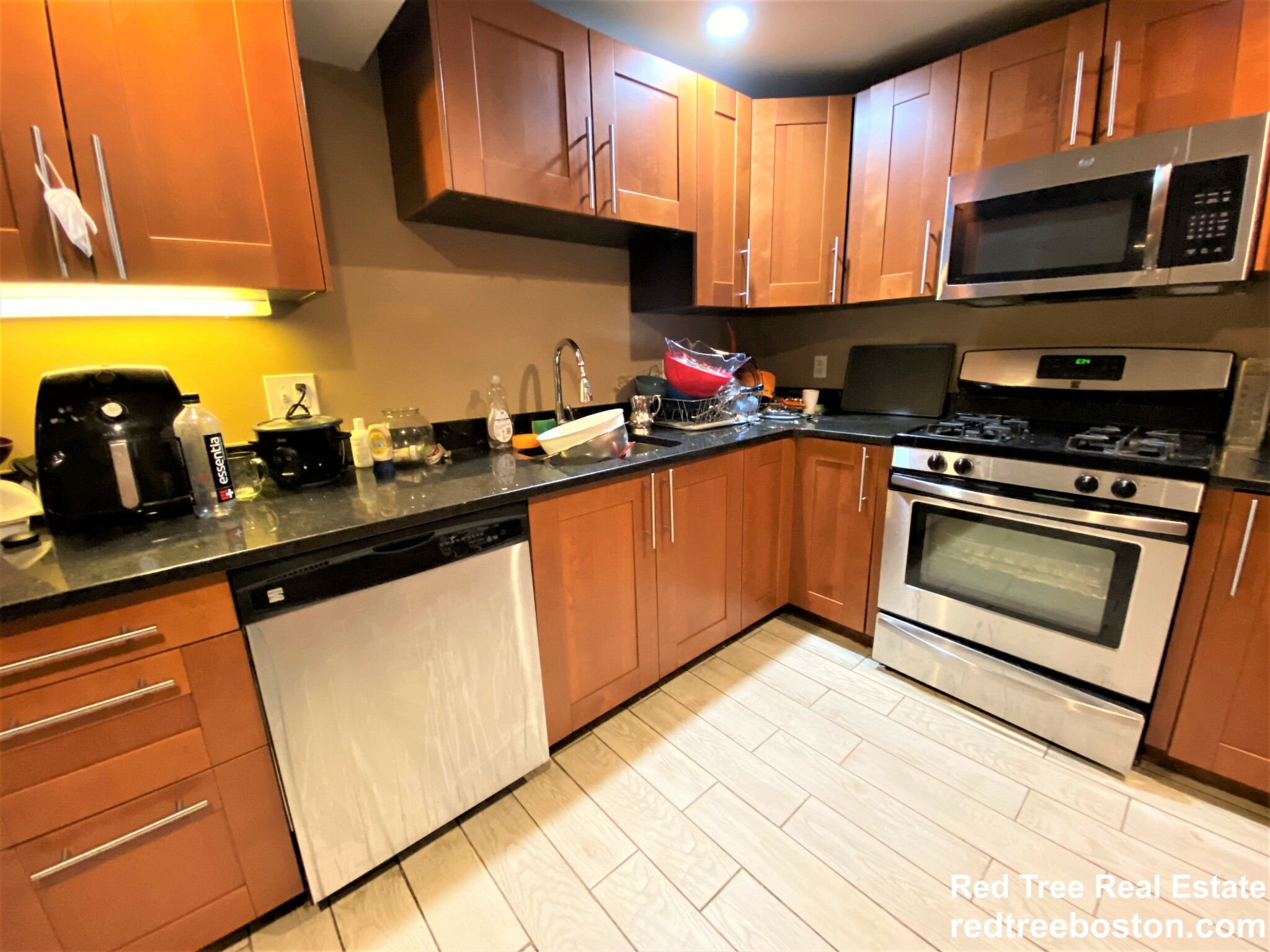 15 Saint Lukes Rd, Allston