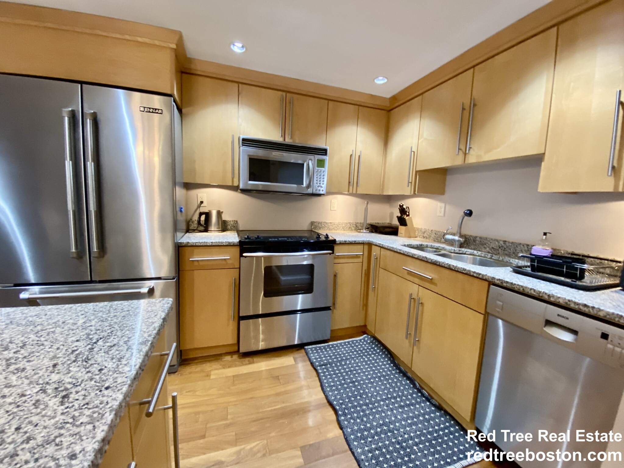 165 Tremont St, Downtown