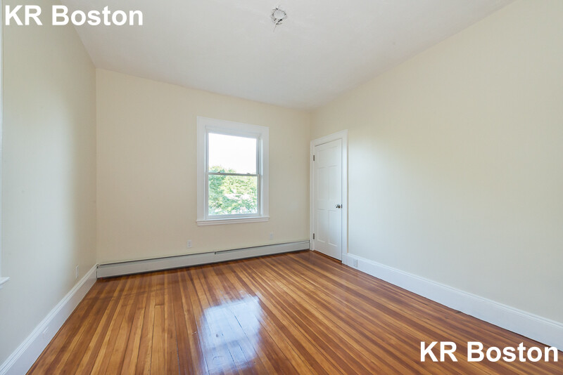 66 Glenellen Rd, West Roxbury