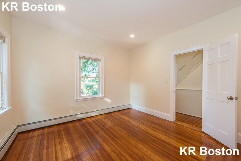 66 Glenellen Rd, West Roxbury