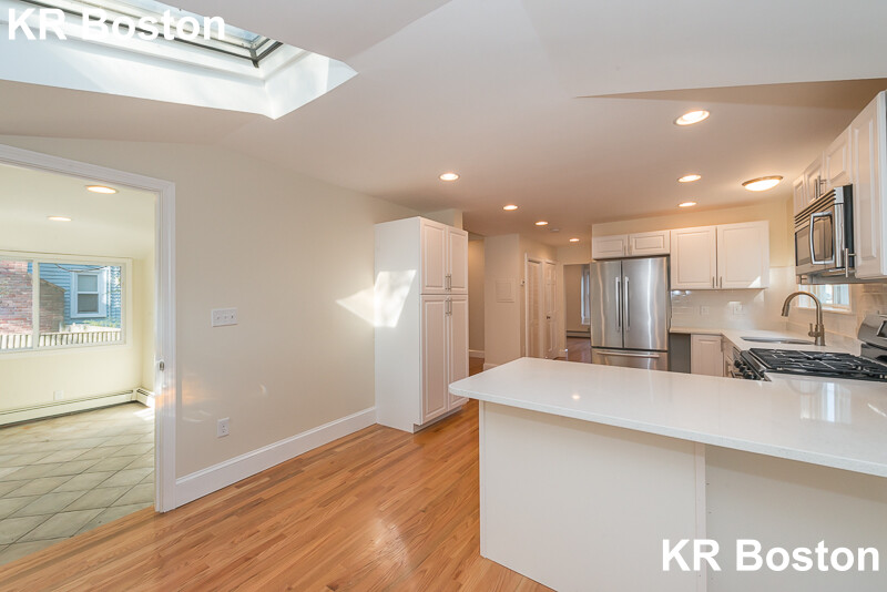 66 Glenellen Rd, West Roxbury