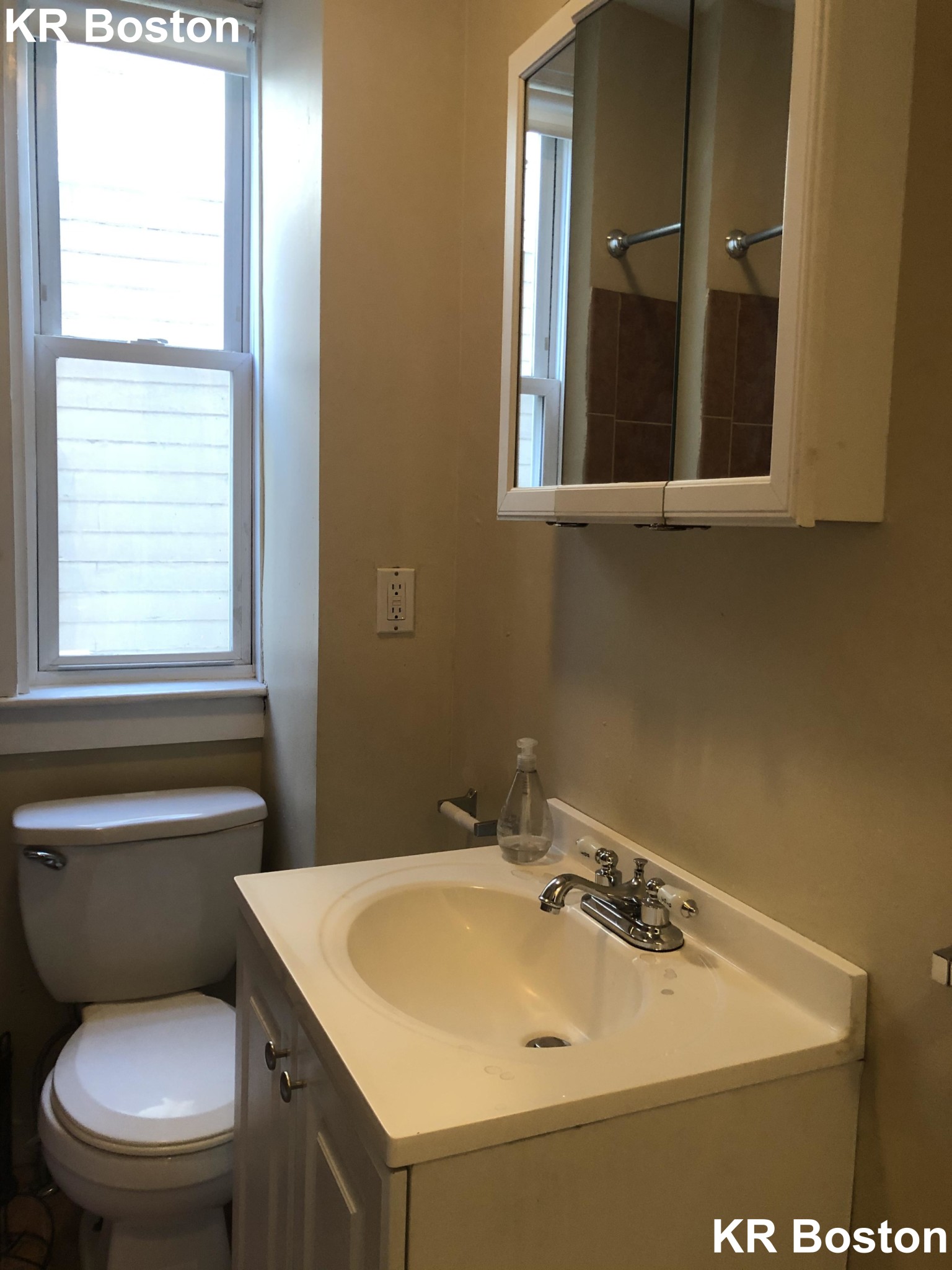 66 Middle Sts, South Boston