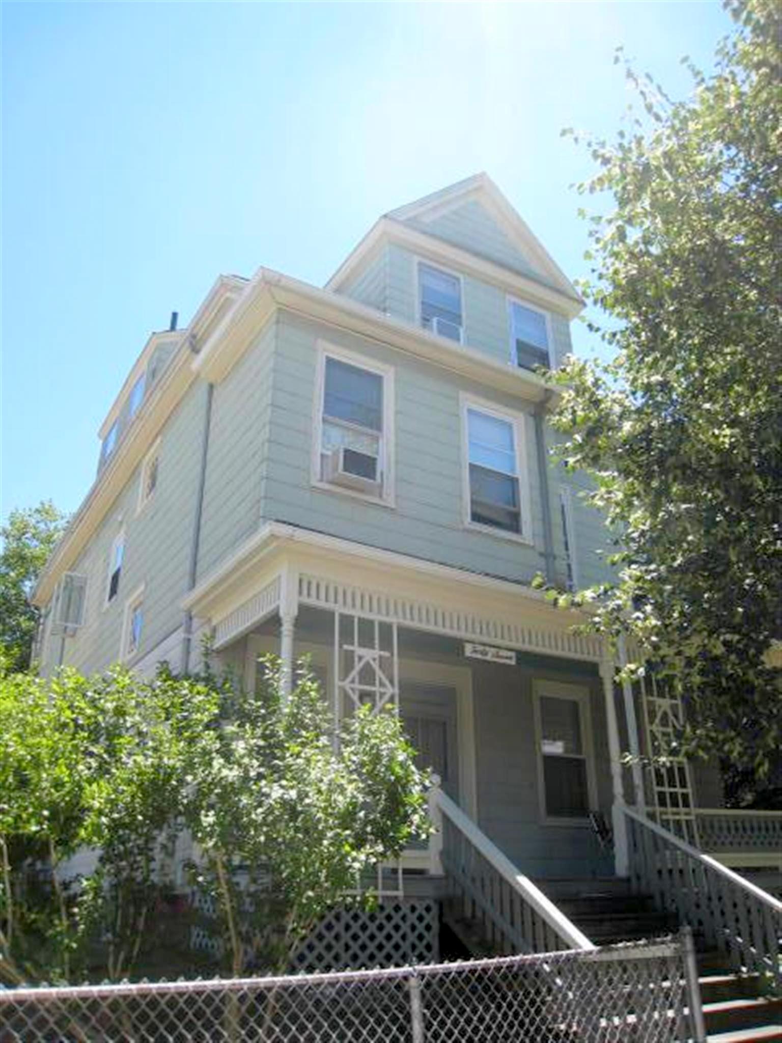 47 Cherry St, Porter Square