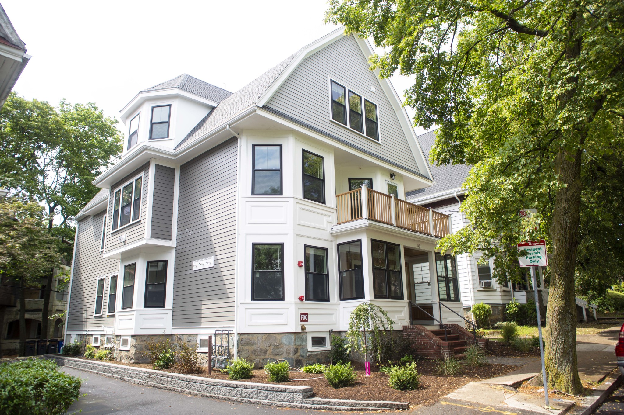 53 Quint Ave, Allston