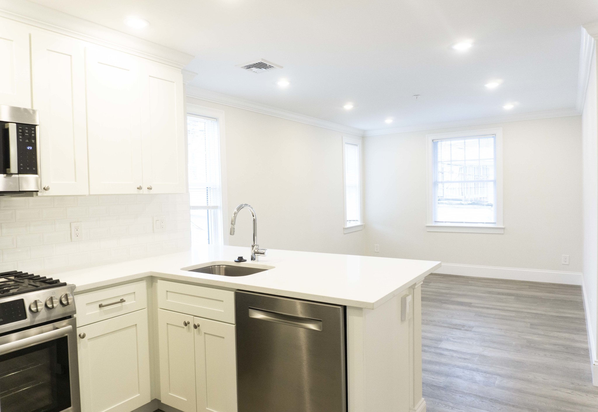 5 Trenton St, East Boston