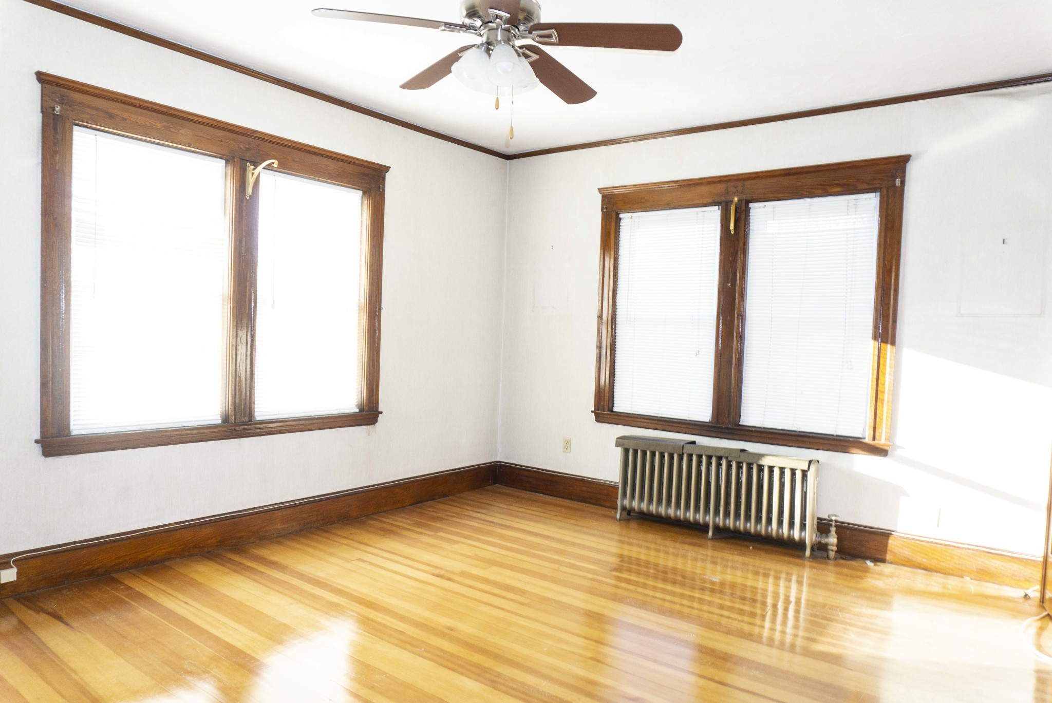 472474 Western Ave, Brighton