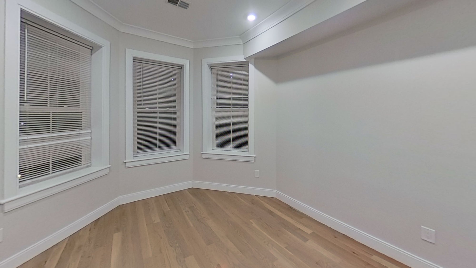 47 Englewood Ave, Brighton