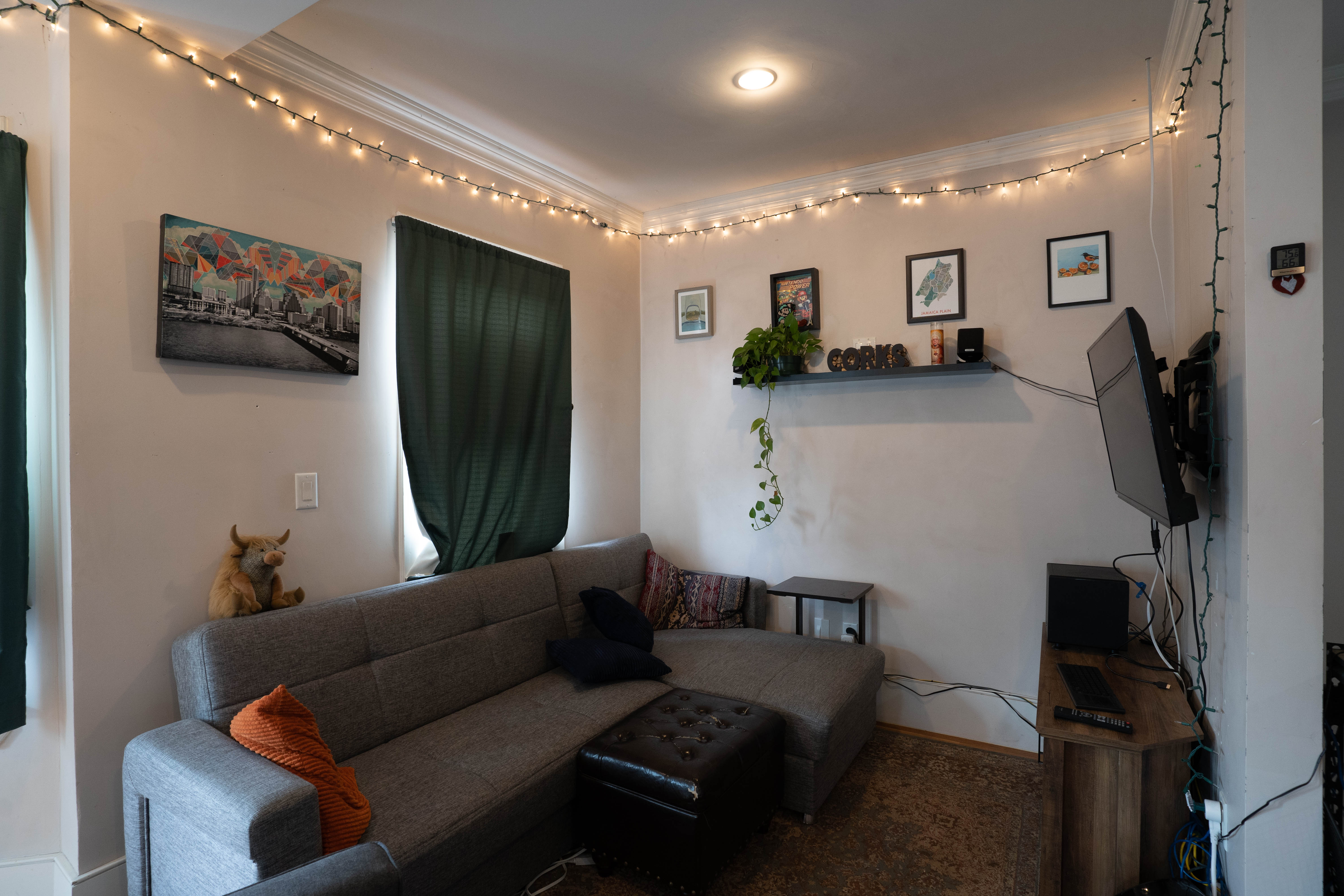 66 Mozart St, Jamaica Plain