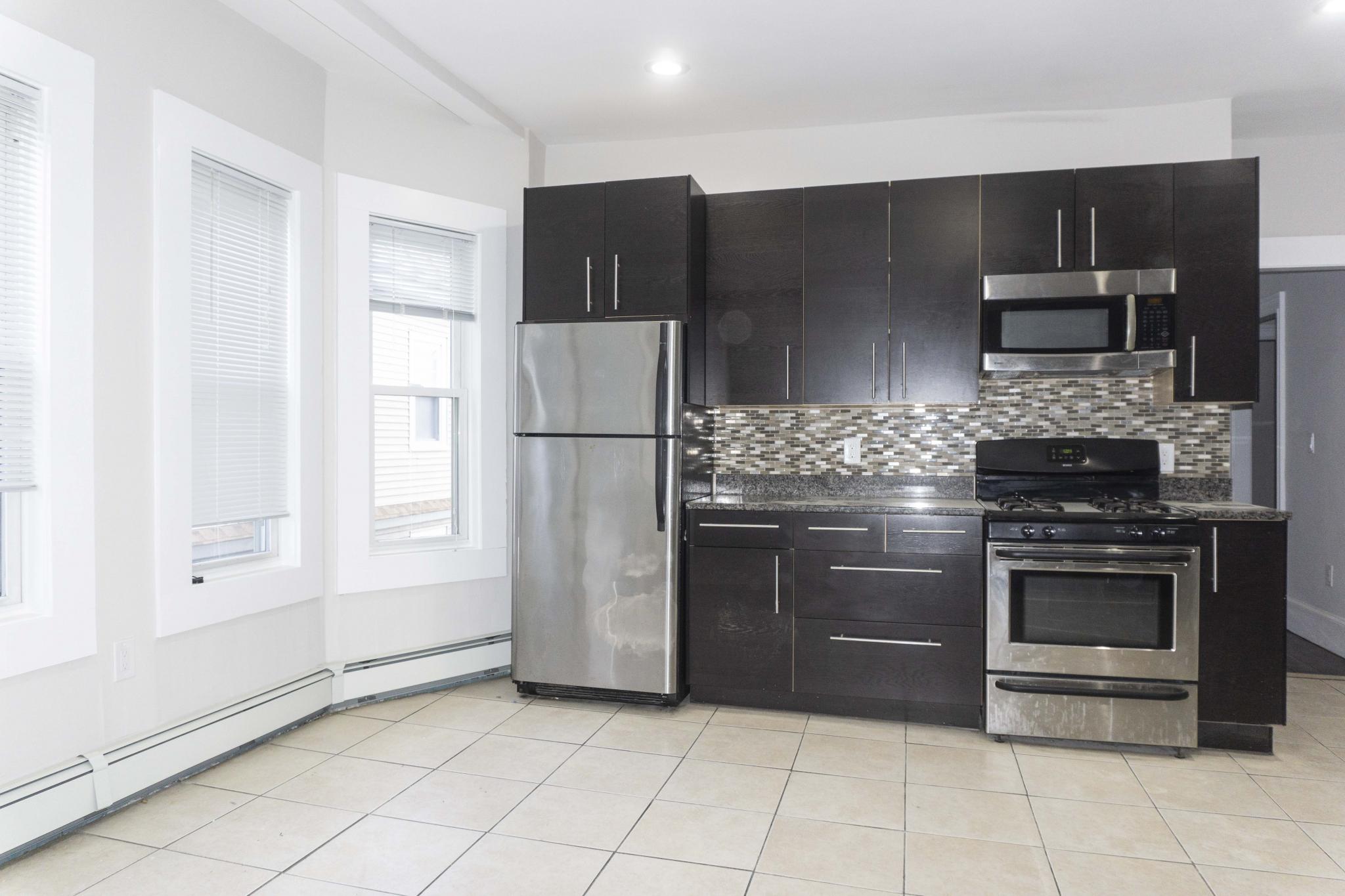 3147 Washington St, Jamaica Plain