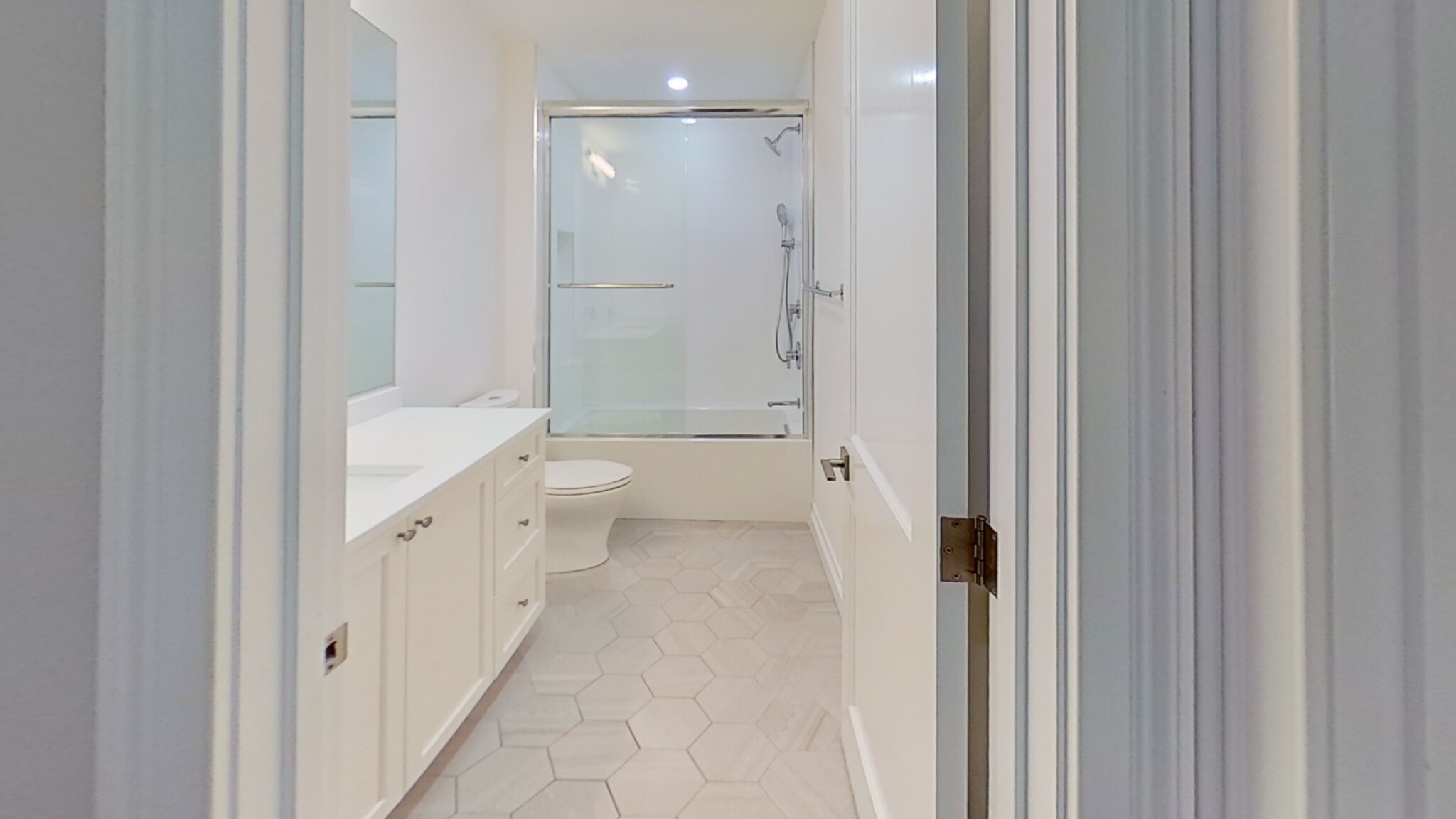 14 Mount Hood Rd, Brighton