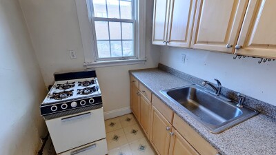 15 Glenville Ave, Allston