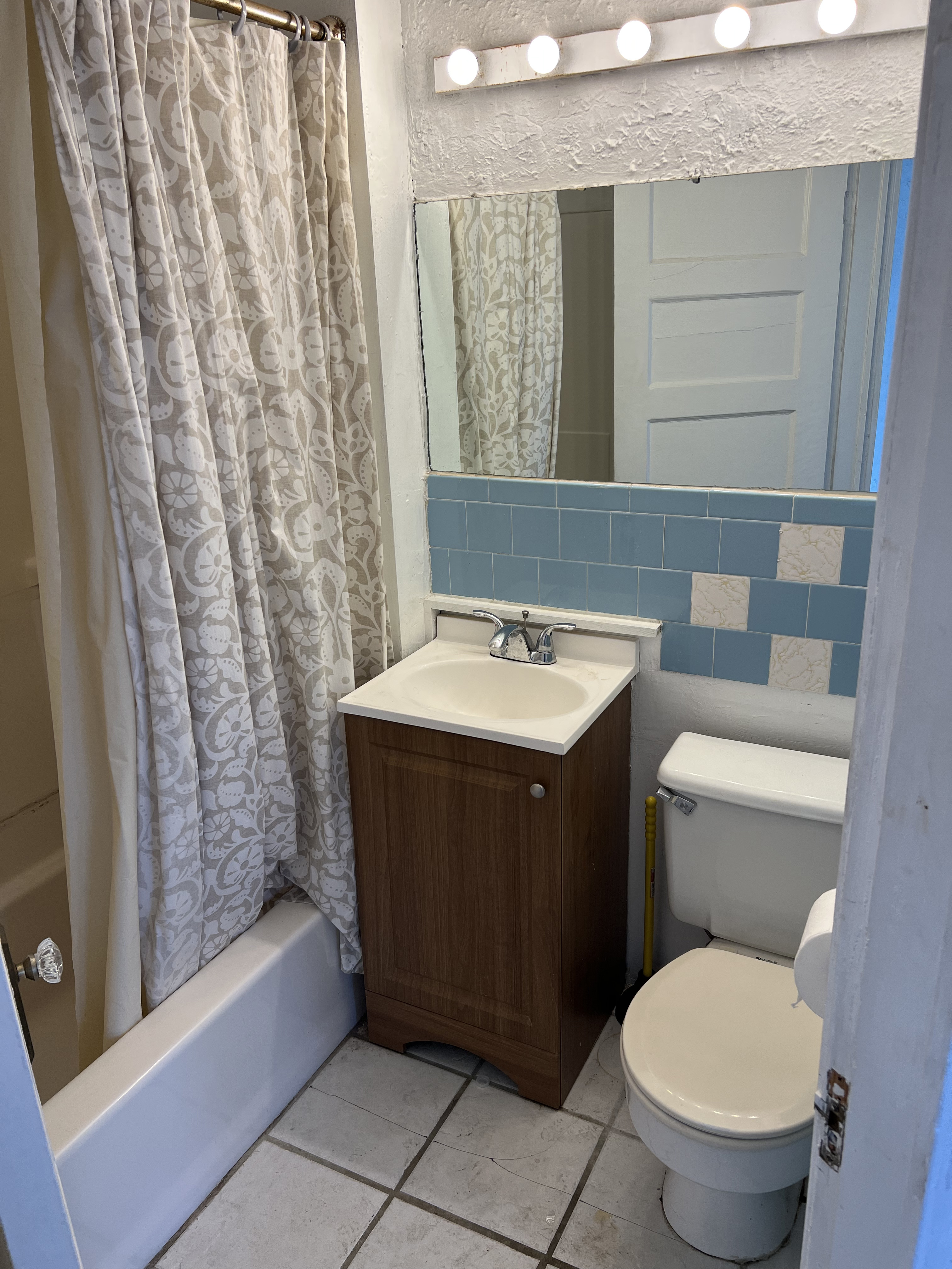 67 Parker St, Watertown