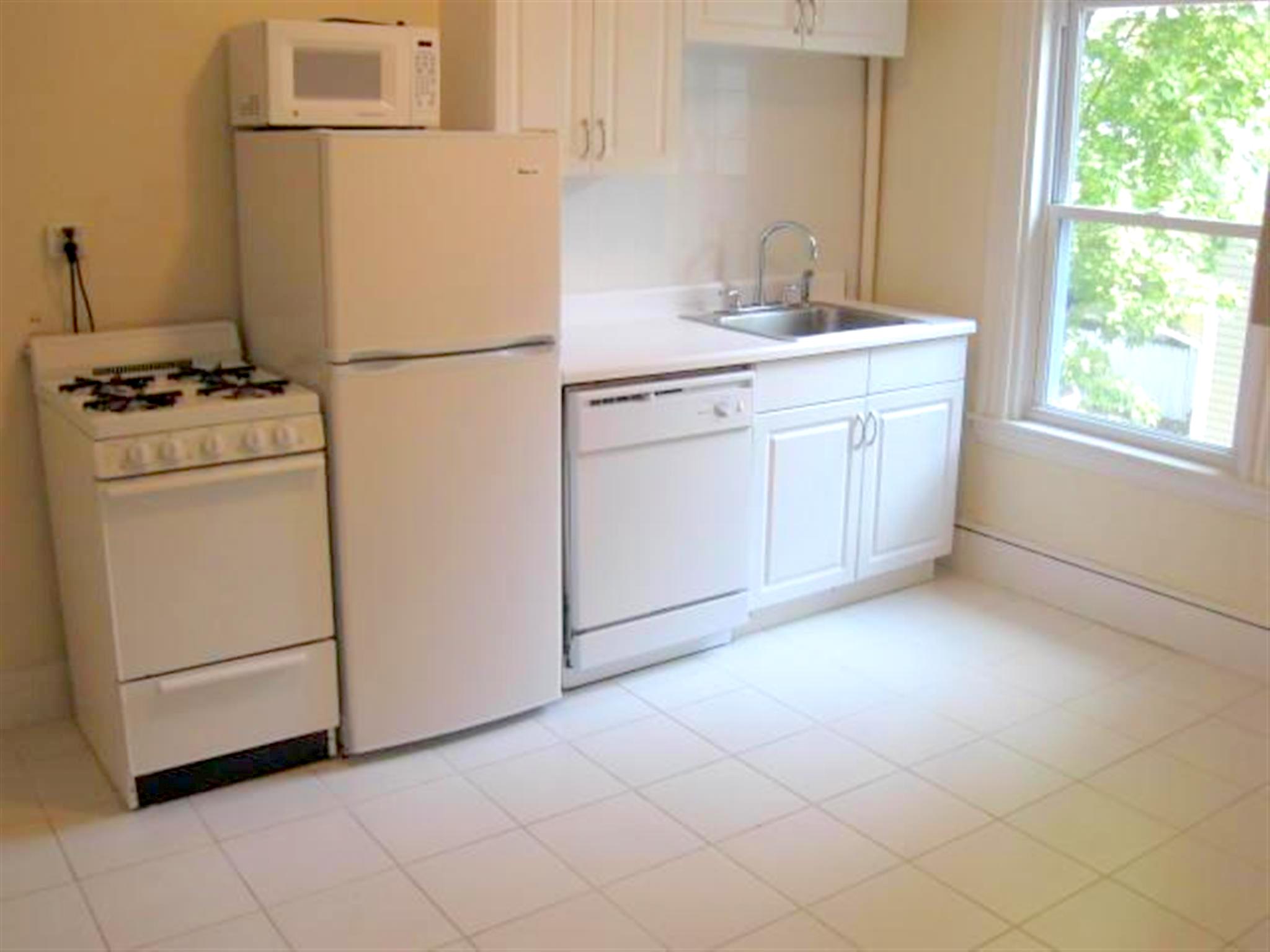 33 Chester St, Davis Square