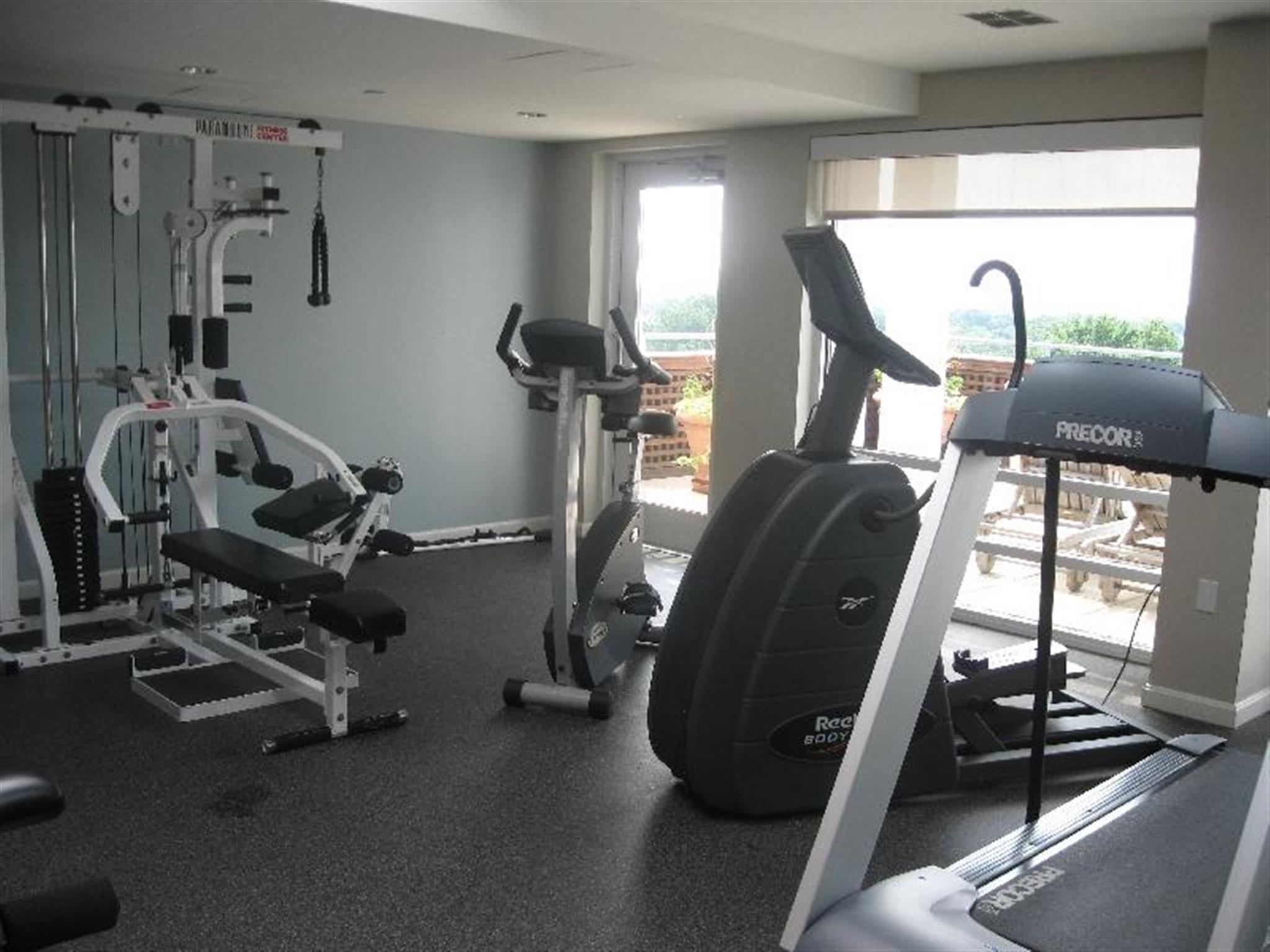 1008 Massachusetts Ave, Harvard Square