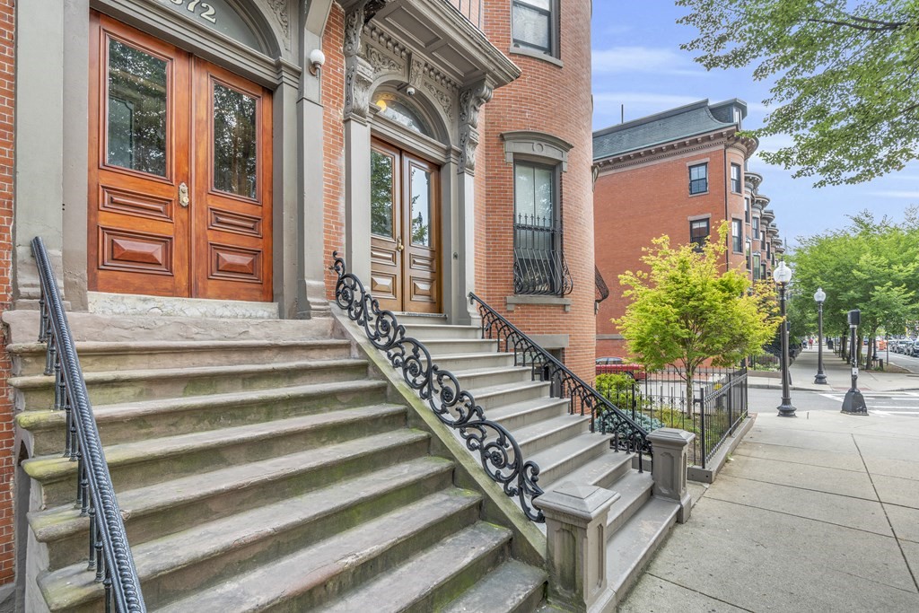 672 Tremont St, South End