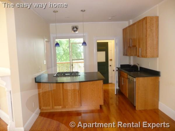 67 Highland Ave, Mid Cambridge