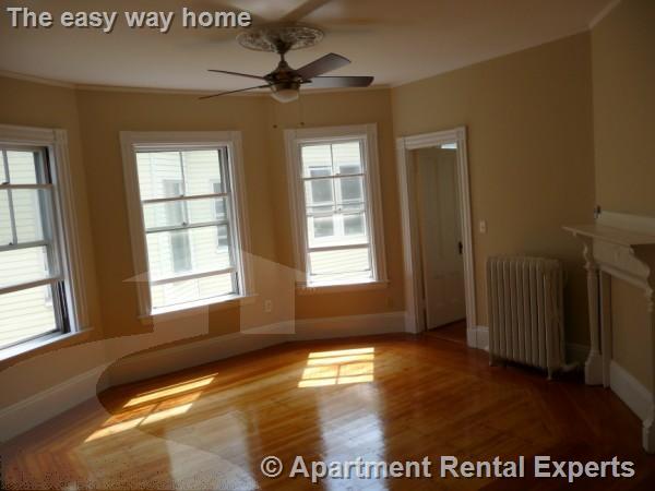 67 Highland Ave, Mid Cambridge