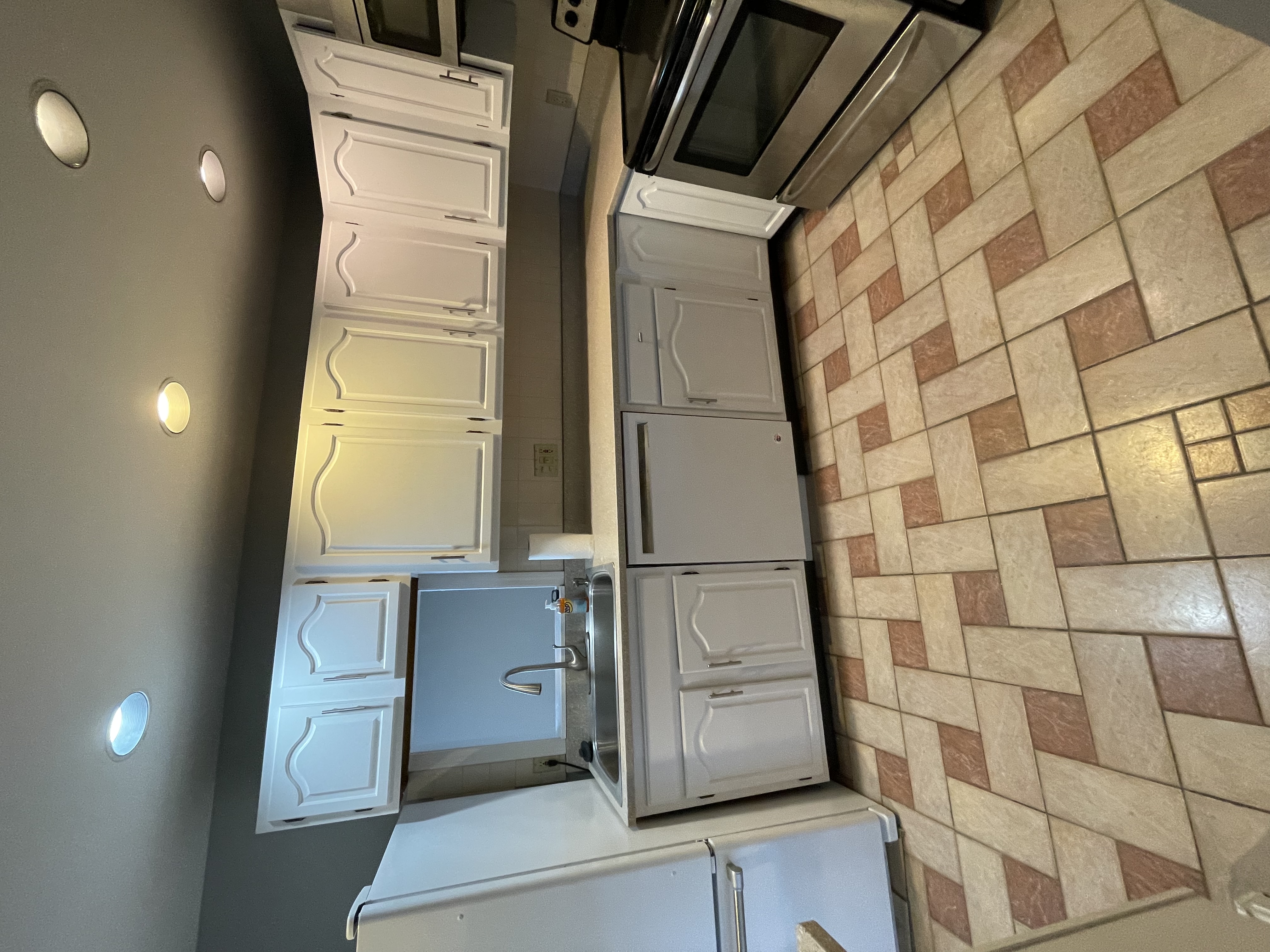 7 Dorchester St, Quincy