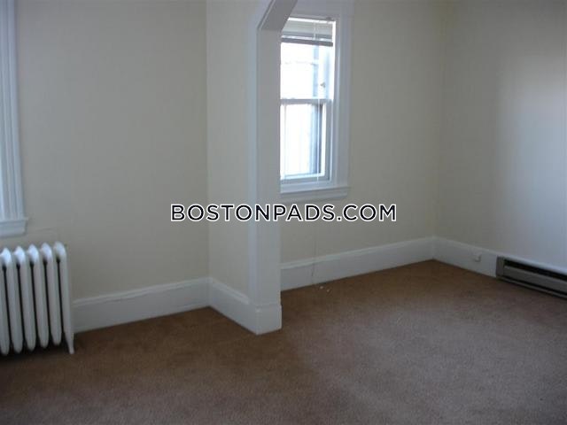 137 Bay State Rd, Fenway