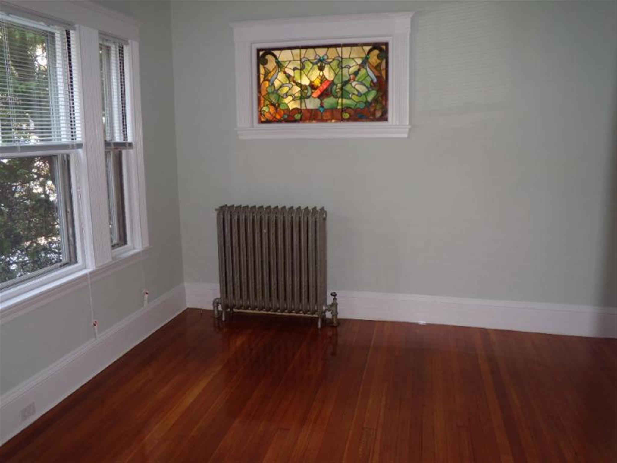 77 College Ave, Davis Square