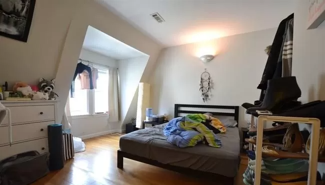 15 Farrington Ave, Allston