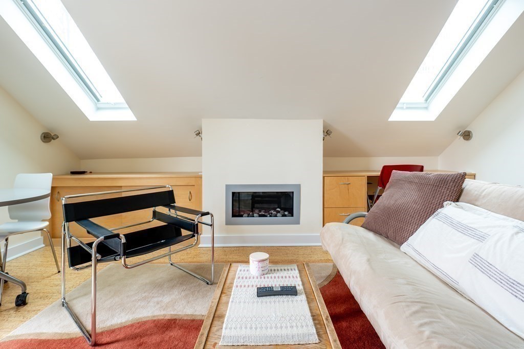 69 Thorndike St, Kendall Square