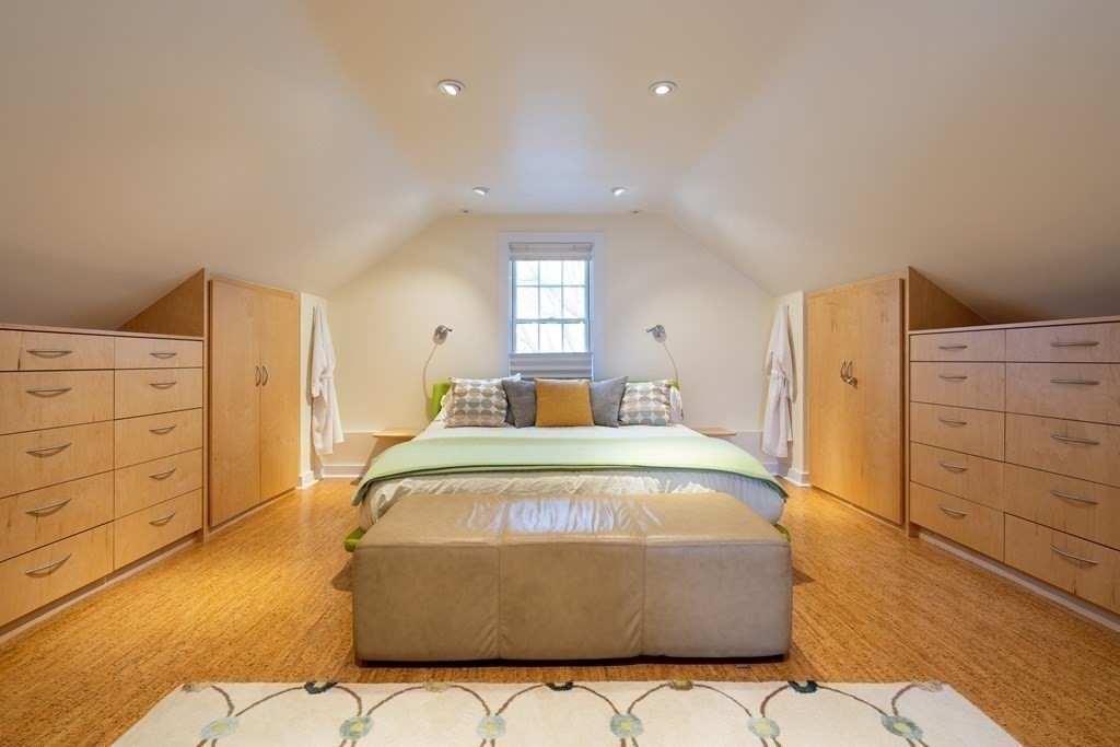 69 Thorndike St, Kendall Square