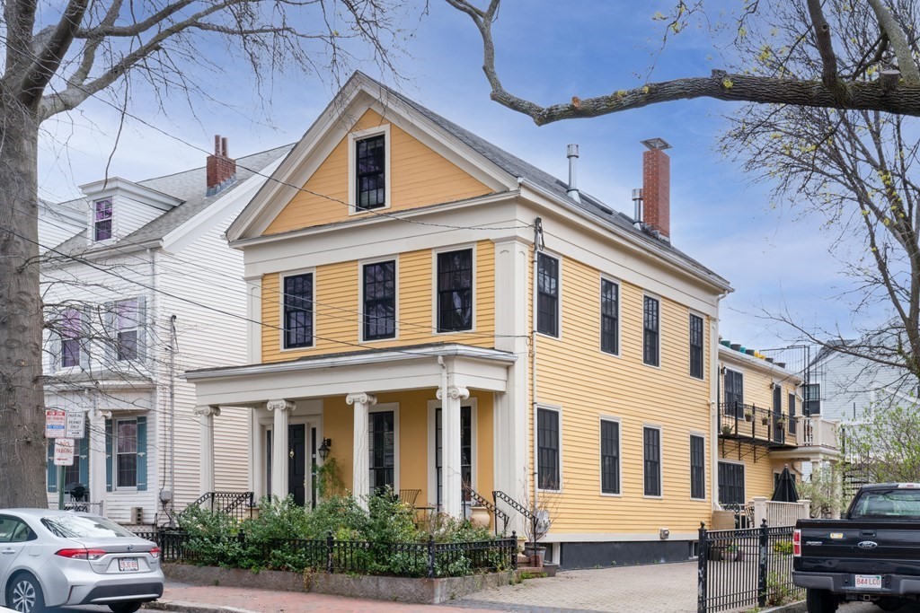 69 Thorndike St, Kendall Square