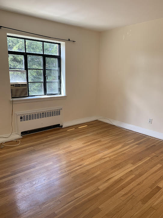 69 Strathmore Rd, Brighton