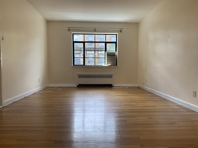 69 Strathmore Rd, Brighton