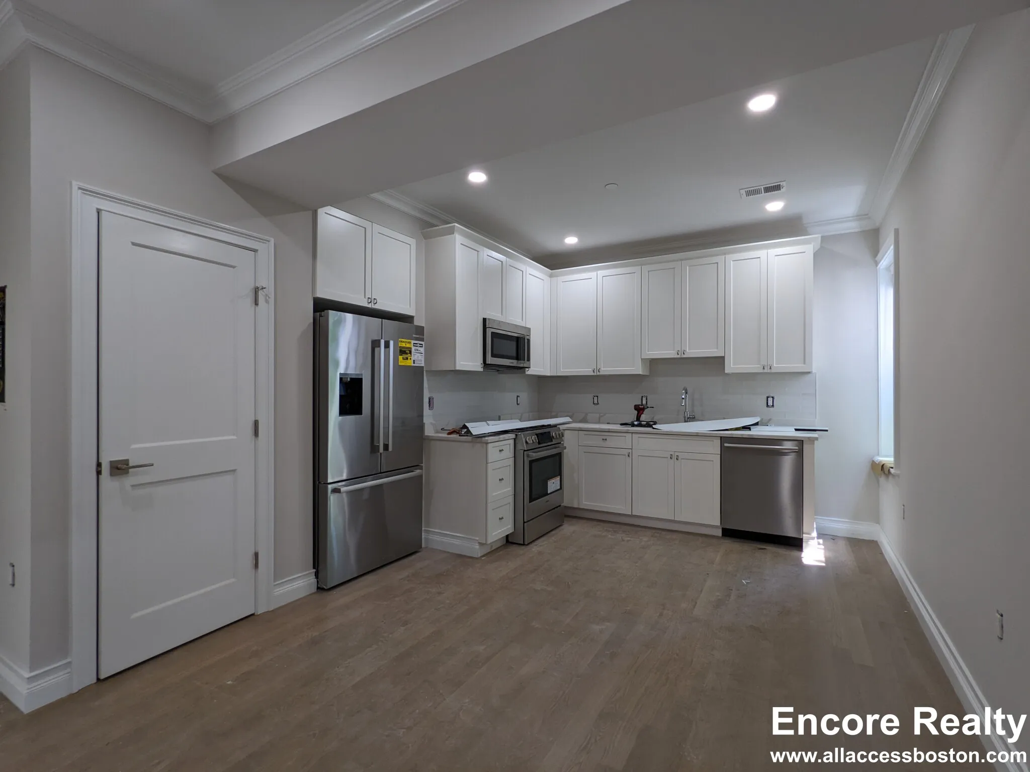 14 Mount Hood Rd, Brighton