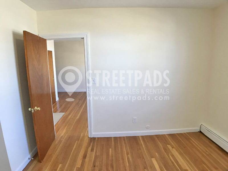 172 North Beacon St, Brighton