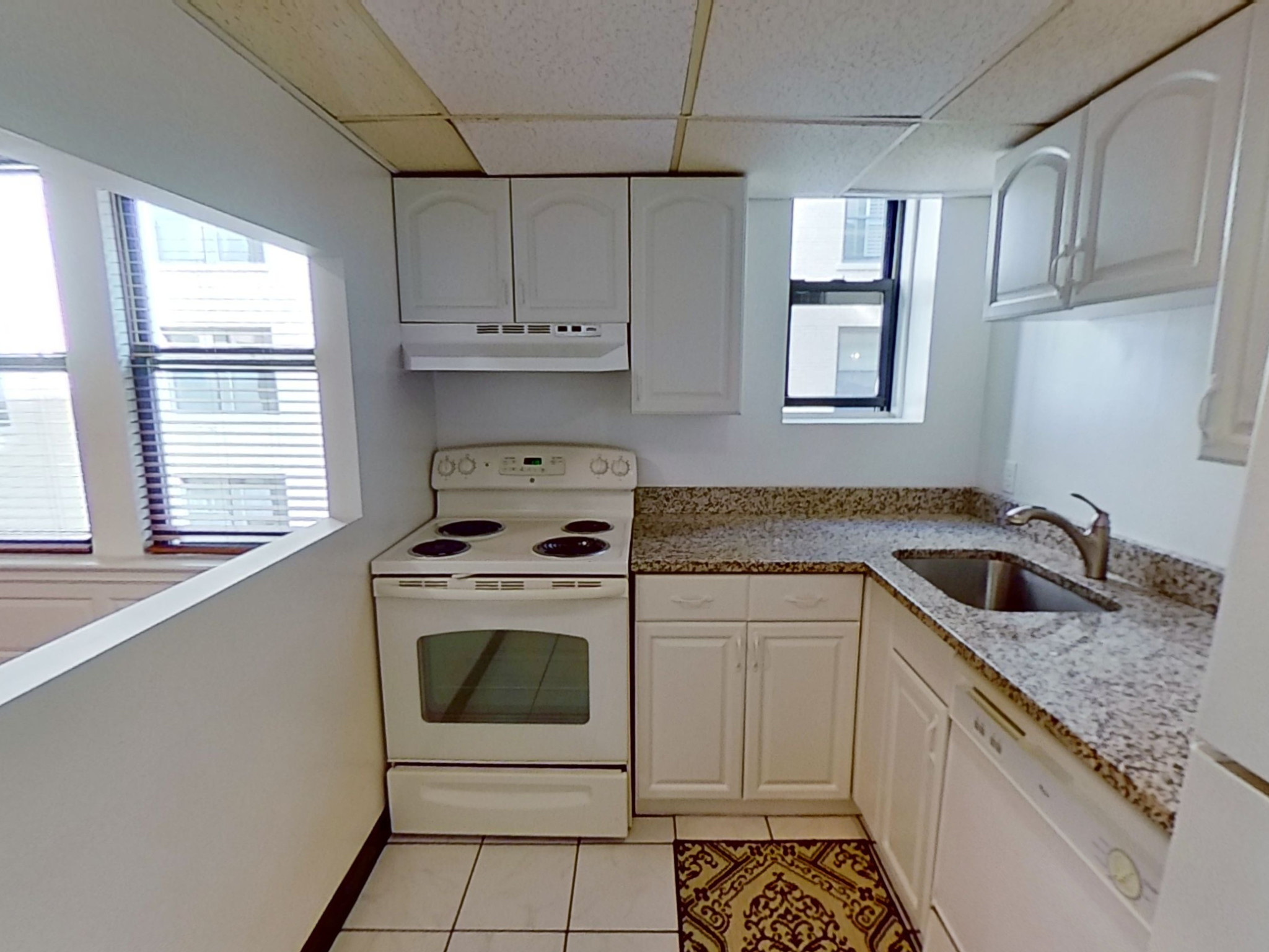 466 Commonwealth Ave, Fenway