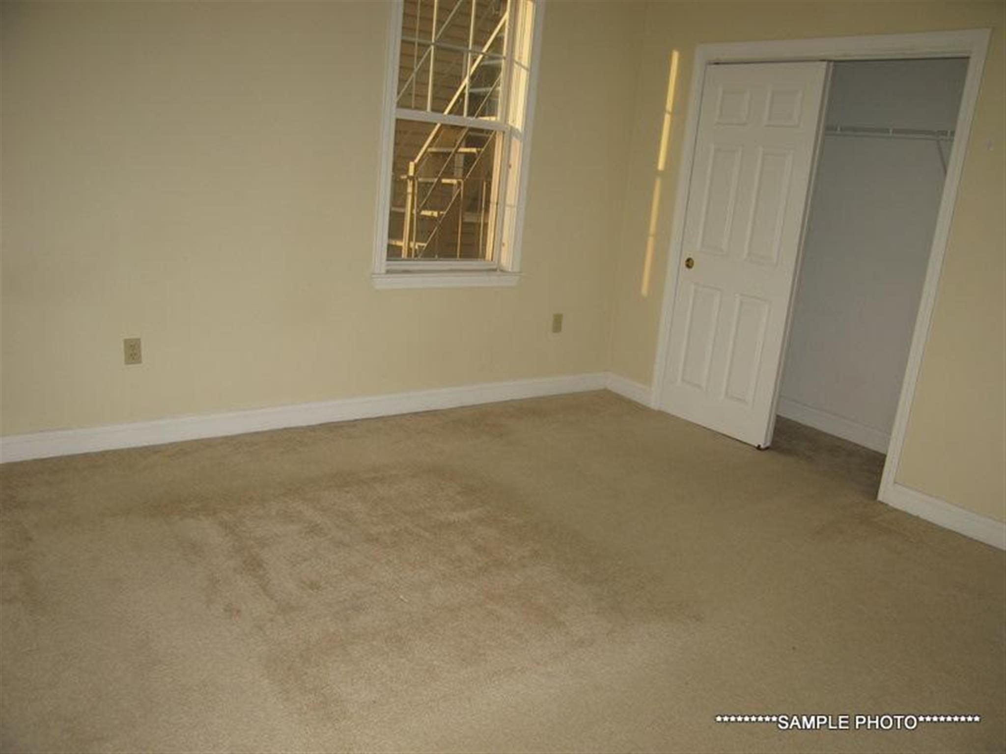 460 Green St, Central Square